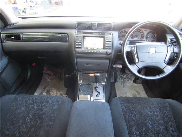 TOYOTA CROWN SEDAN 2002 Image 31