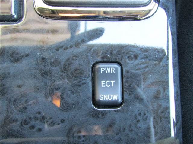 TOYOTA CROWN SEDAN 2002 Image 31