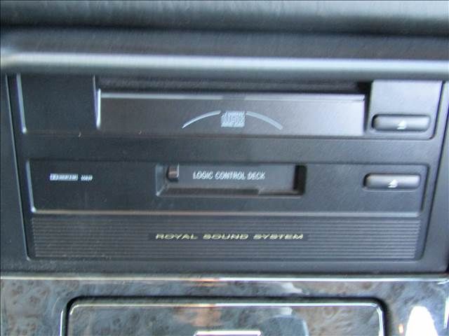 TOYOTA CROWN SEDAN 2002 Image 31