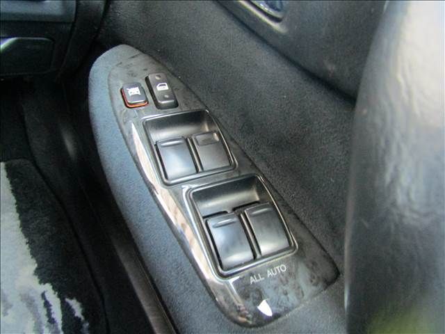 TOYOTA CROWN SEDAN 2002 Image 31