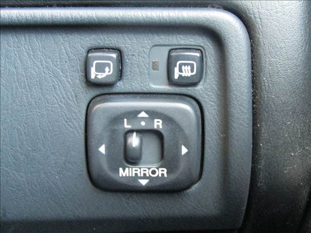 TOYOTA CROWN SEDAN 2002 Image 31