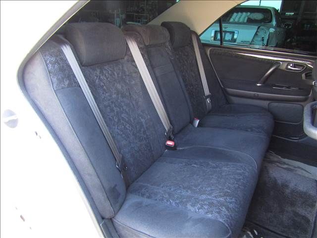 TOYOTA CROWN SEDAN 2002 Image 31