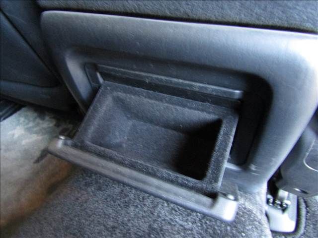 TOYOTA CROWN SEDAN 2002 Image 31