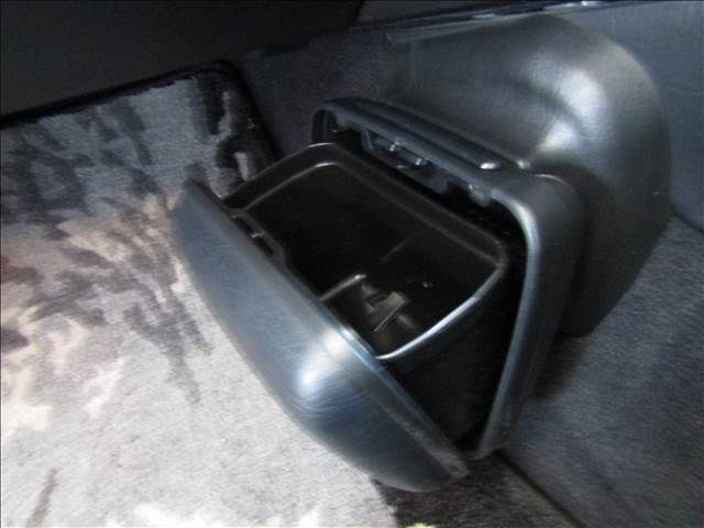 TOYOTA CROWN SEDAN 2002 Image 31