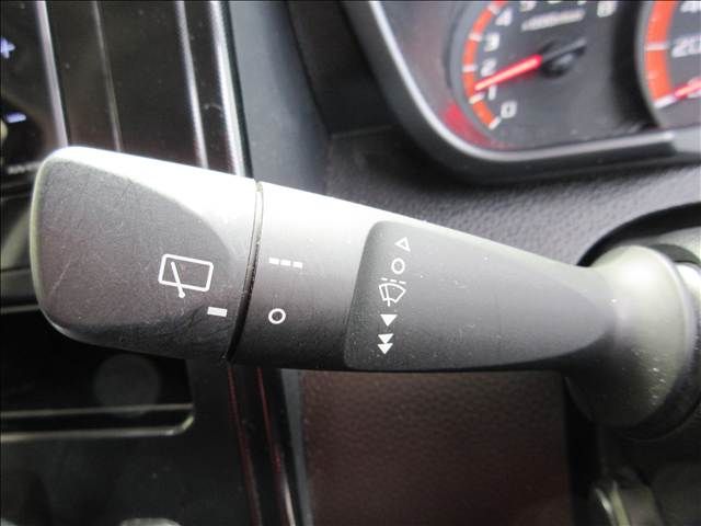 TOYOTA ROOMY 2018 Image 31