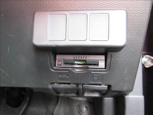 TOYOTA ROOMY 2018 Image 31