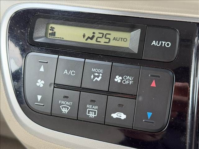 HONDA N BOX 2013 Image 31