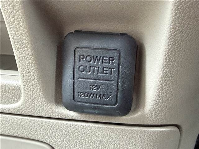 HONDA N BOX 2013 Image 31