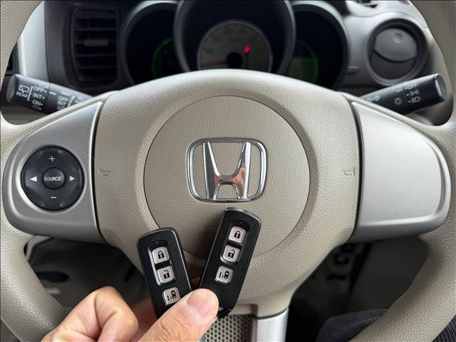 HONDA N BOX 2013 Image 31