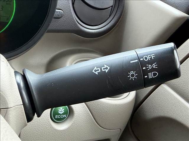 HONDA N BOX 2013 Image 31