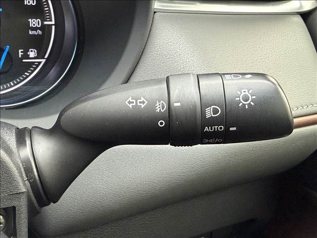 TOYOTA HARRIER HYBRID 2021 Image 31