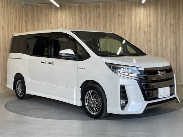 TOYOTA NOAH HYBRID 2019 Image 31