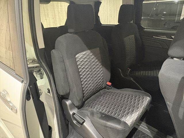 MITSUBISHI DELICA D:5 4WD 2019 Image 31