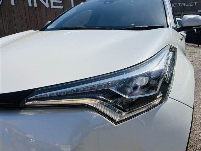 TOYOTA C-HR 2017 Image 31