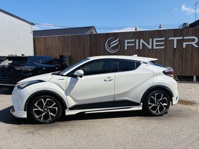 TOYOTA C-HR 2017 Image 31