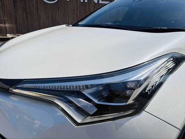 TOYOTA C-HR 2017 Image 31