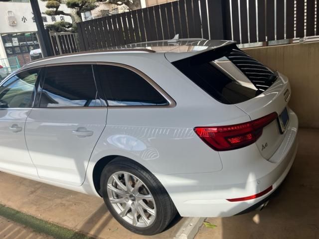 AUDI A4 AVANT 2016 Image 31