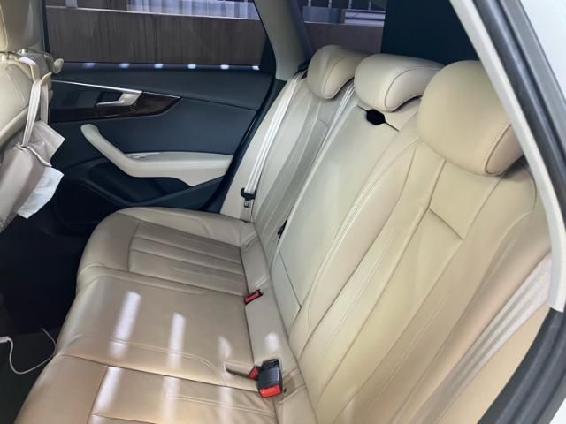 AUDI A4 AVANT 2016 Image 31
