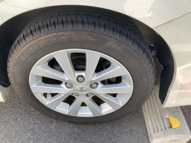 TOYOTA ISIS 2008 Image 31