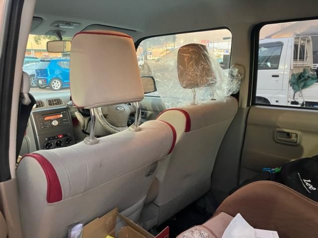 DAIHATSU MOVE CONTE 2013 Image 31