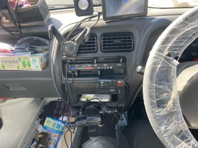 SUZUKI CARRY TRUCK 4WD 2001 Image 31