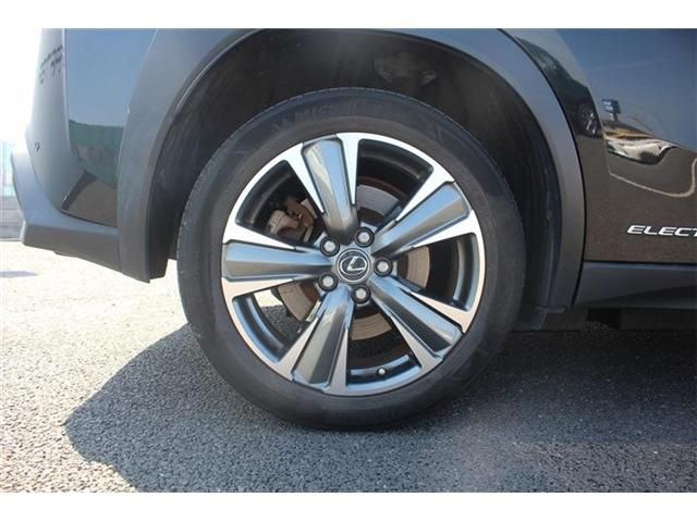 TOYOTA LEXUS UX300E 2021 Image 31