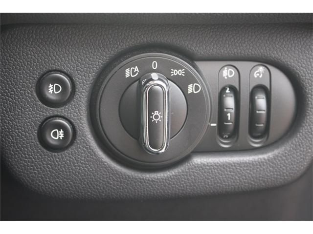 BMW MINI COOPER CLUB 2019 Image 31