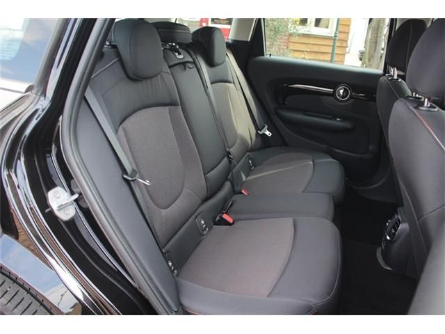 BMW MINI COOPER CLUB 2019 Image 31