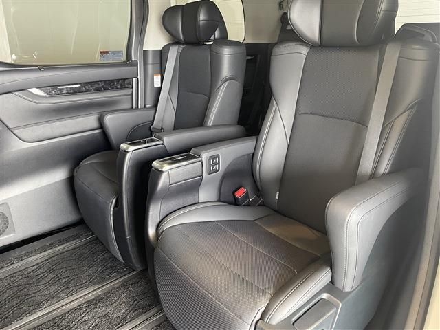 TOYOTA ALPHARD 2020 Image 31