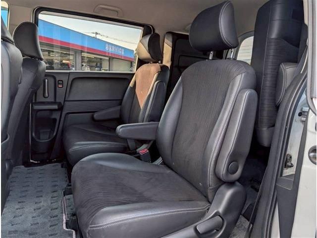 HONDA FREED HYBRID 2016 Image 31