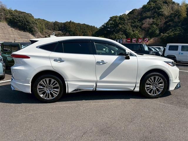 TOYOTA HARRIER 2WD 2021 Image 31
