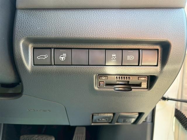 TOYOTA HARRIER 2WD 2021 Image 31