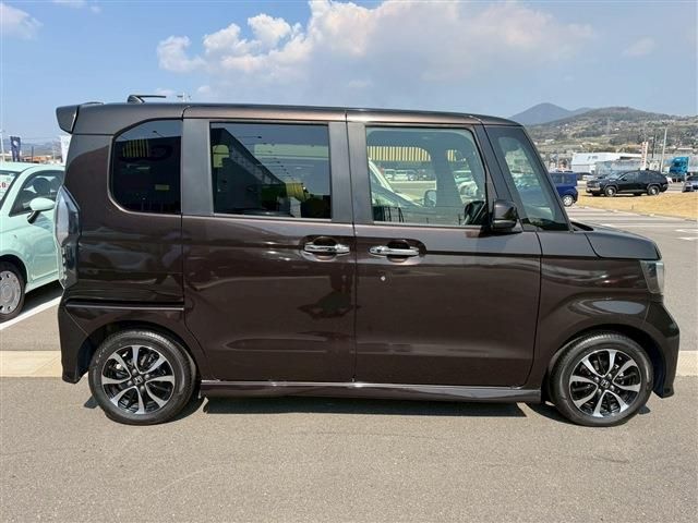 HONDA N BOX CUSTOM 2018 Image 31