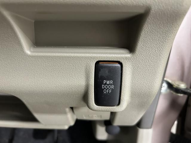 DAIHATSU TANTO 4WD 2011 Image 31