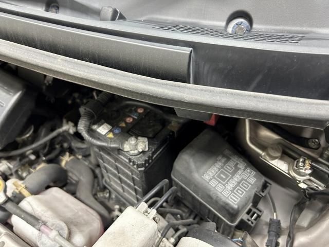 DAIHATSU TANTO 4WD 2011 Image 31