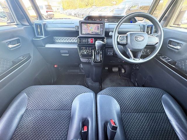 DAIHATSU TANTO CUSTOM 2021 Image 31