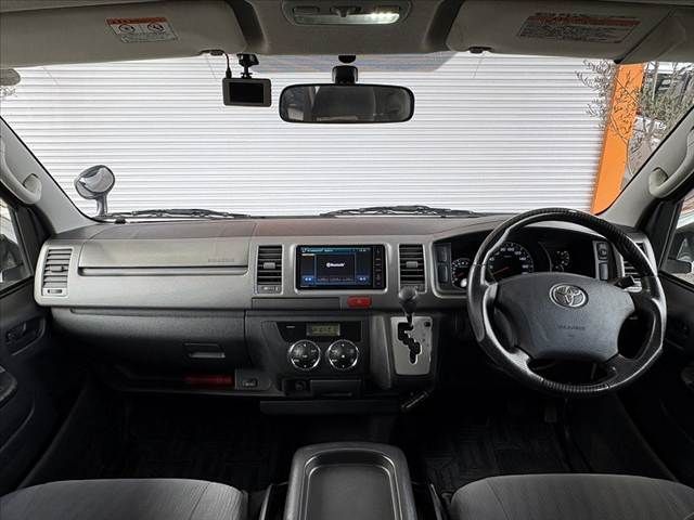 TOYOTA REGIUSACE VAN 2WD 2012 Image 31