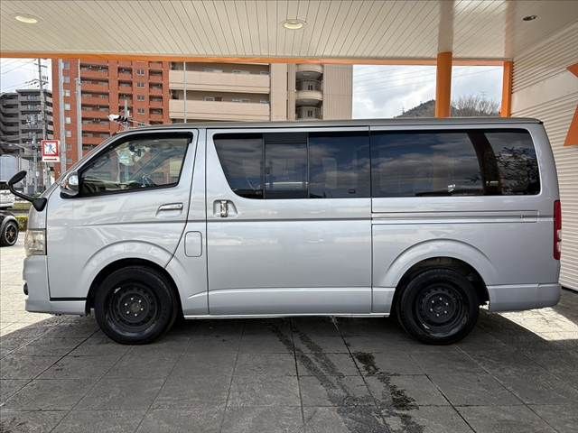 TOYOTA REGIUSACE VAN 2WD 2012 Image 31