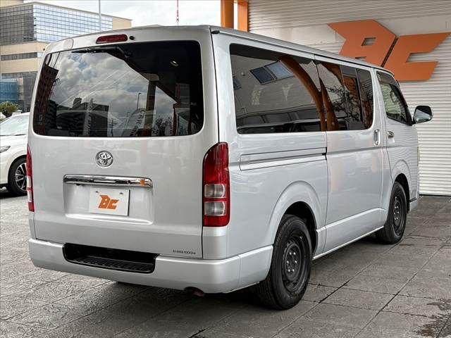 TOYOTA REGIUSACE VAN 2WD 2012 Image 31