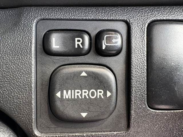 TOYOTA REGIUSACE VAN 2WD 2012 Image 31