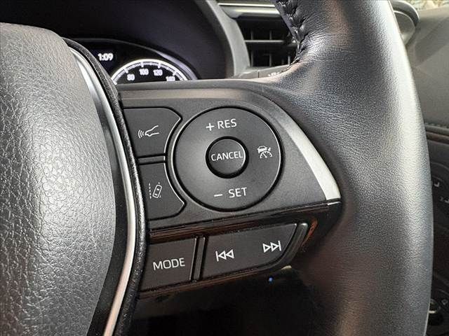 TOYOTA HARRIER 2WD 2021 Image 31