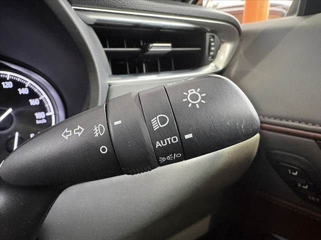 TOYOTA HARRIER 2WD 2021 Image 31