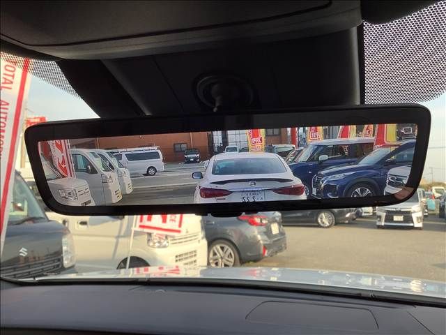 TOYOTA LEXUS RX450H+ 2023 Image 31