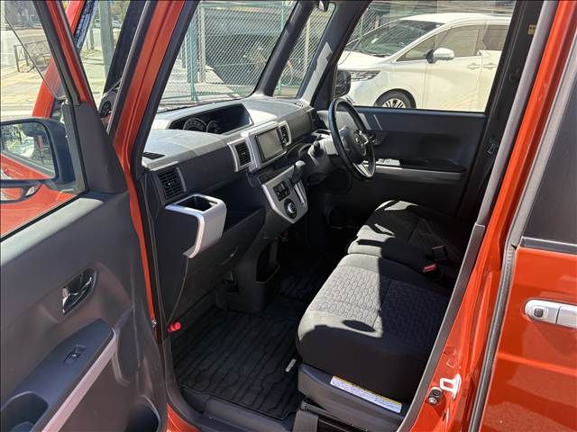 DAIHATSU WAKE 2015 Image 31