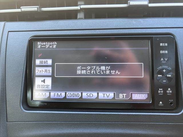 TOYOTA PRIUS 2011 Image 31