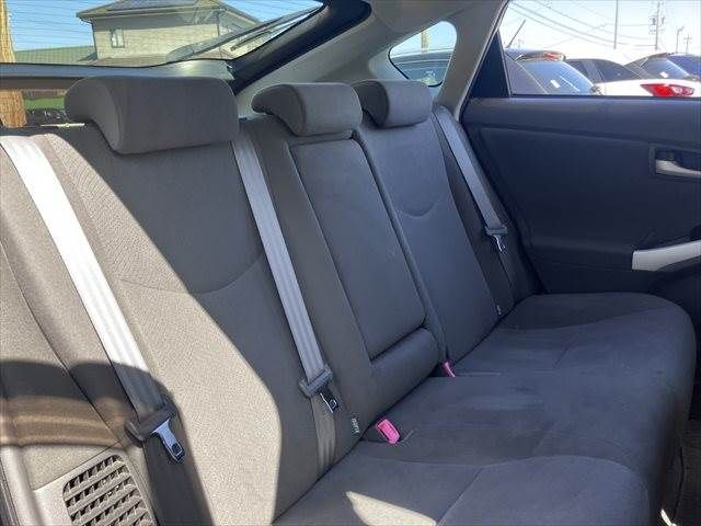 TOYOTA PRIUS 2011 Image 31