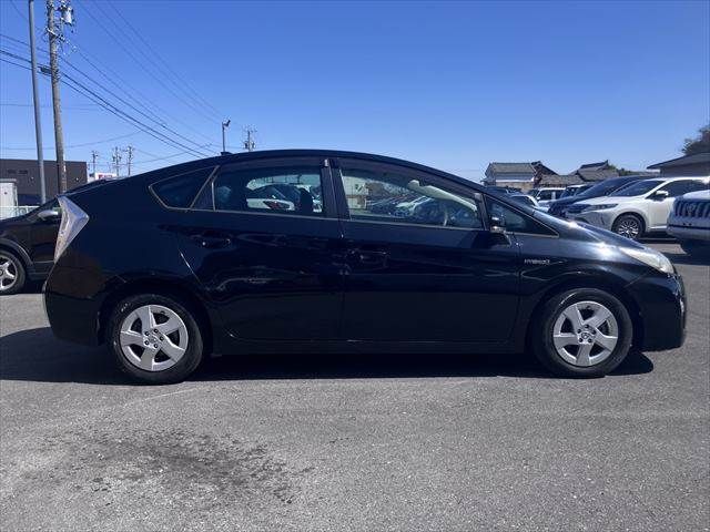 TOYOTA PRIUS 2011 Image 31