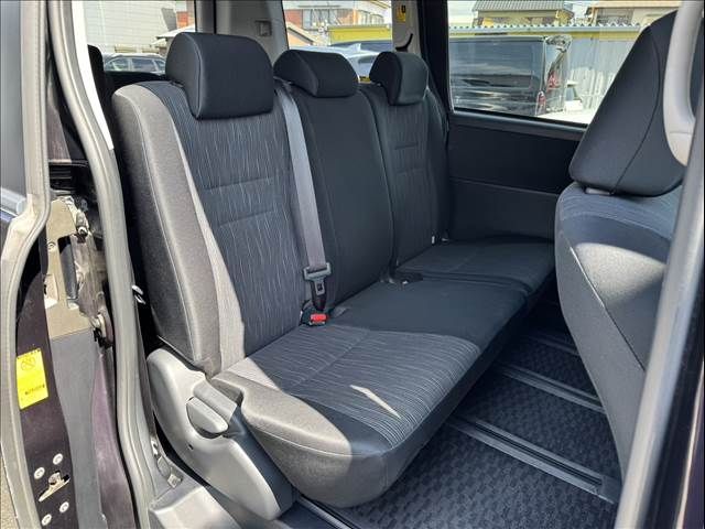 TOYOTA NOAH 4WD 2011 Image 31