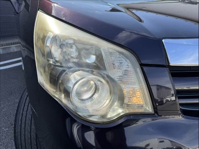 TOYOTA NOAH 4WD 2011 Image 31