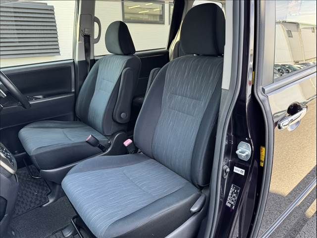 TOYOTA NOAH 4WD 2011 Image 31